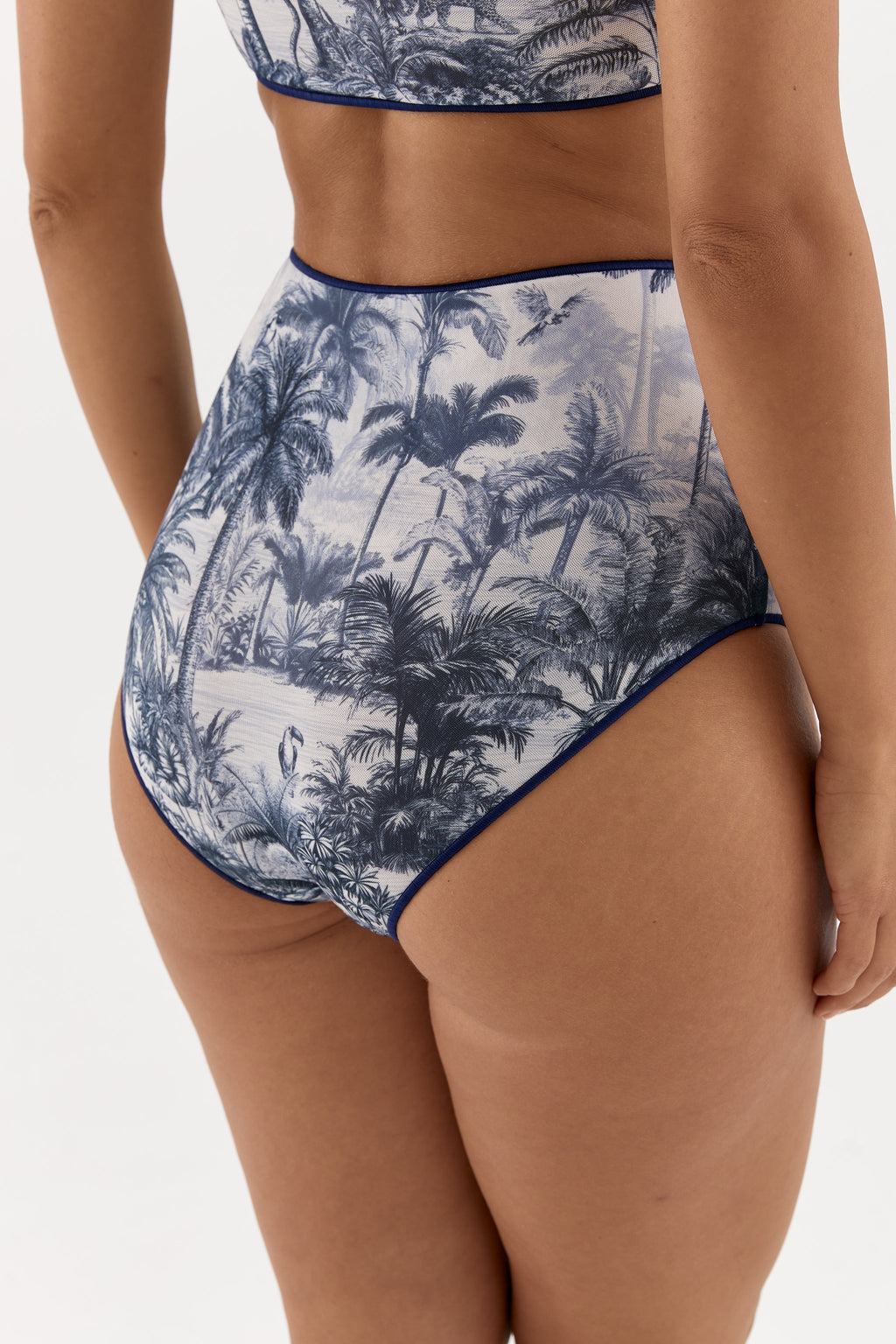 Tallinn Echoes Trunks